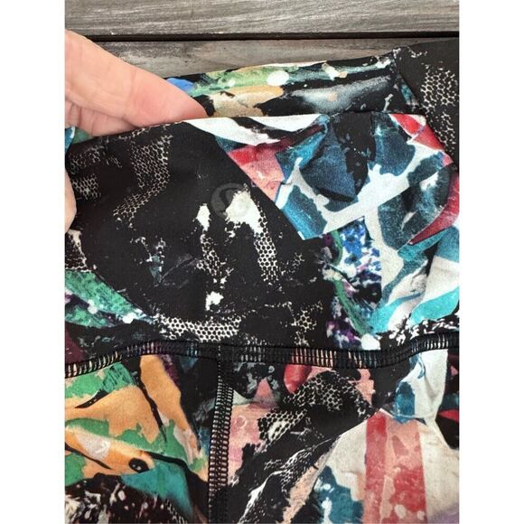 Lululemon Wunder Under High Rise Legging Black Floral Mesh Size 2 - Picture 11 of 15